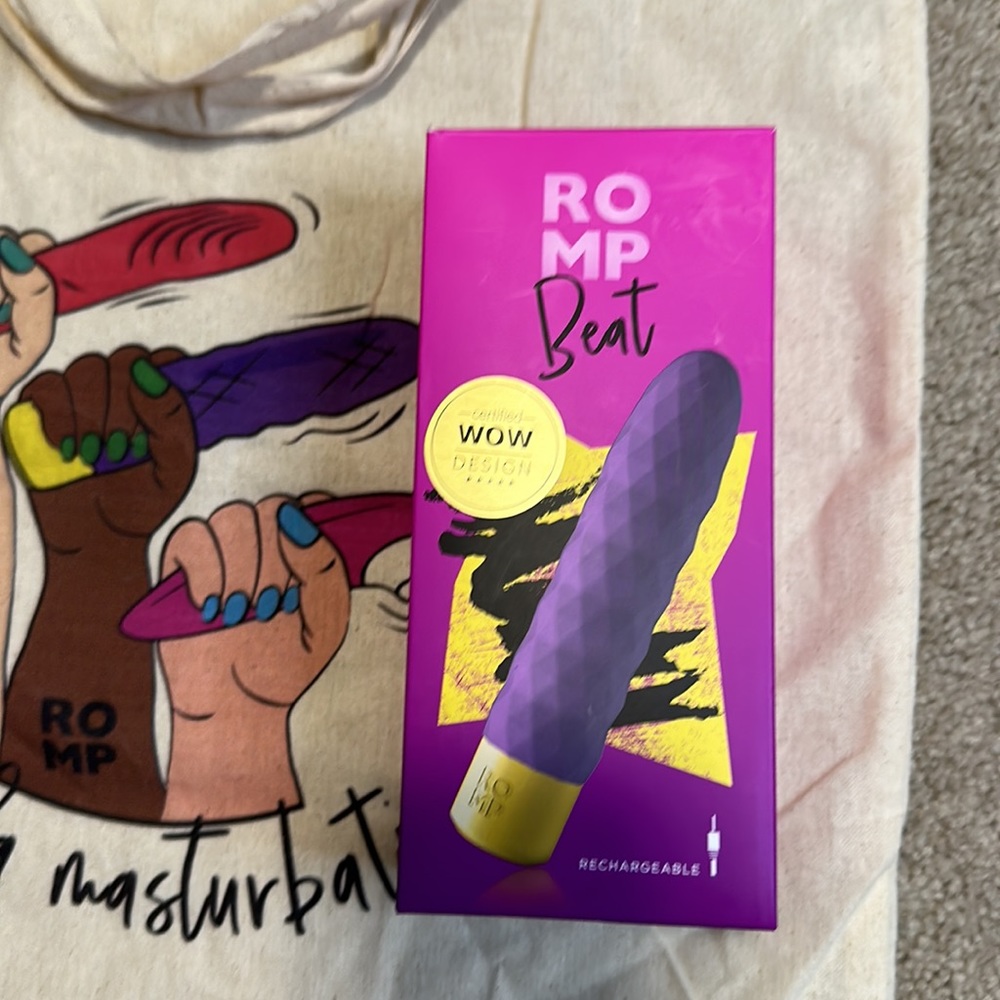 New Romp toy bundle includes toy+bag - Picture 4 of 8